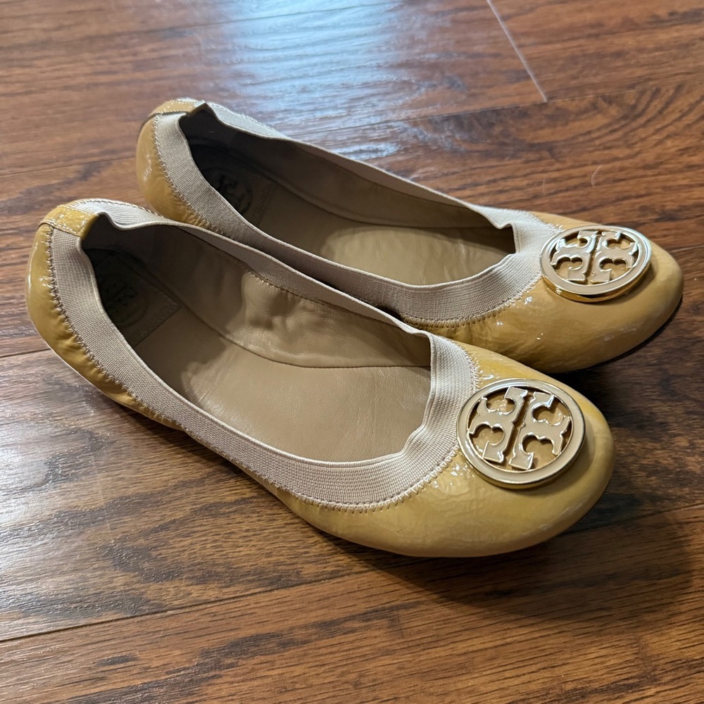 Tory Burch Camellia Pink Caroline Ballet Flats Size 8